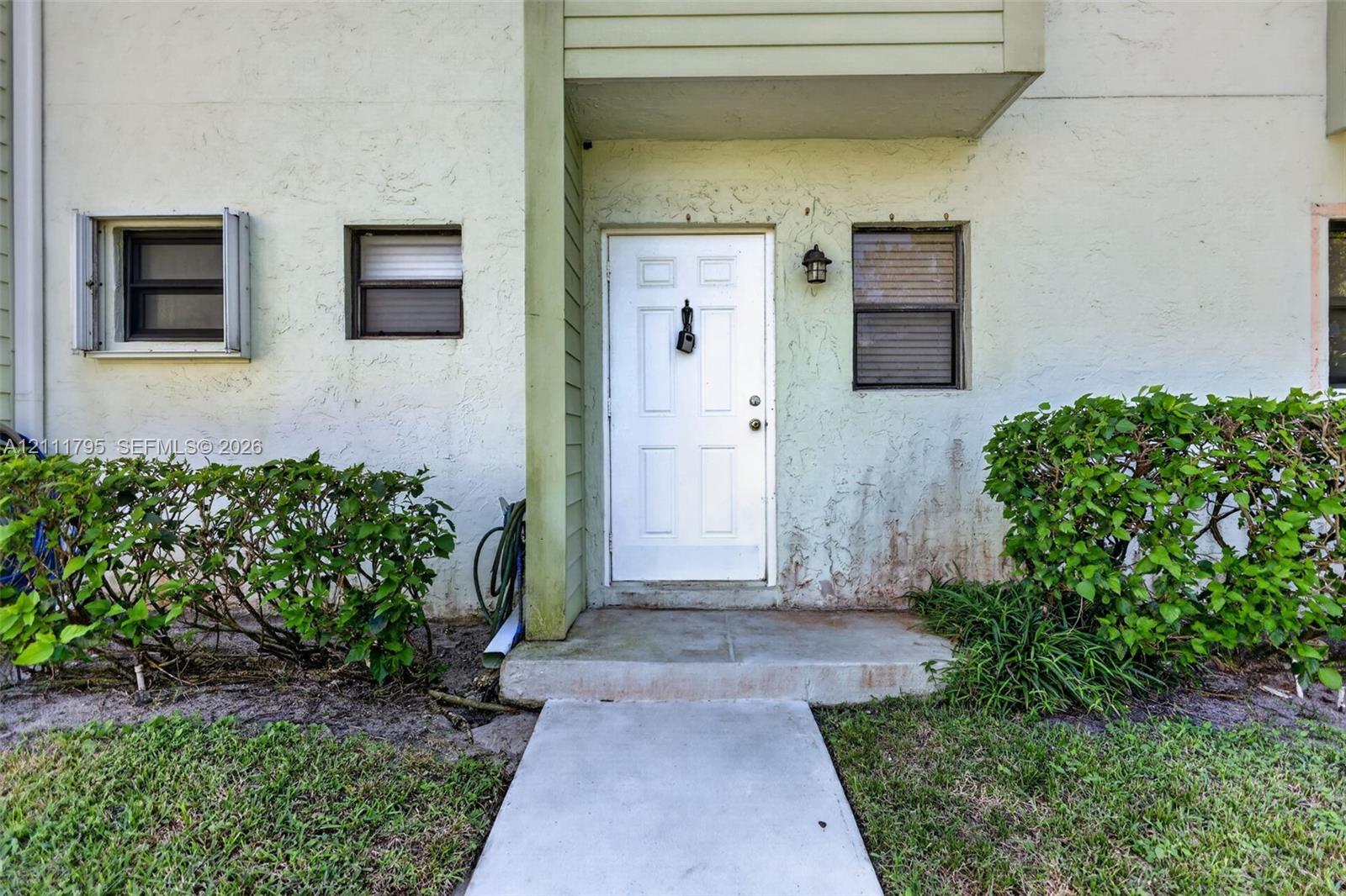 9423 S Ocean Drive 80 Property Photo 1
