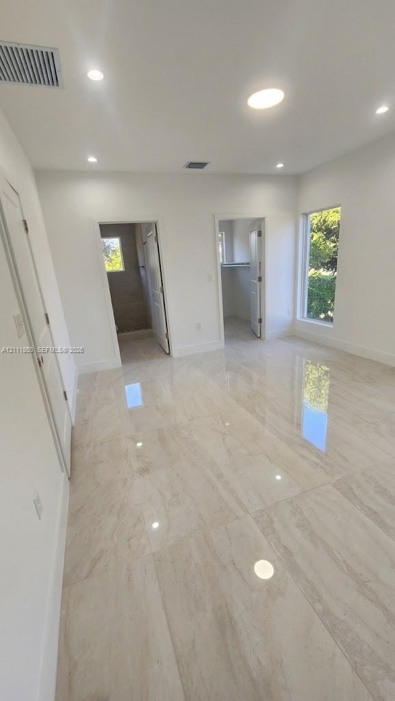 2914 Nw 57th Street 2914 Property Photo 8
