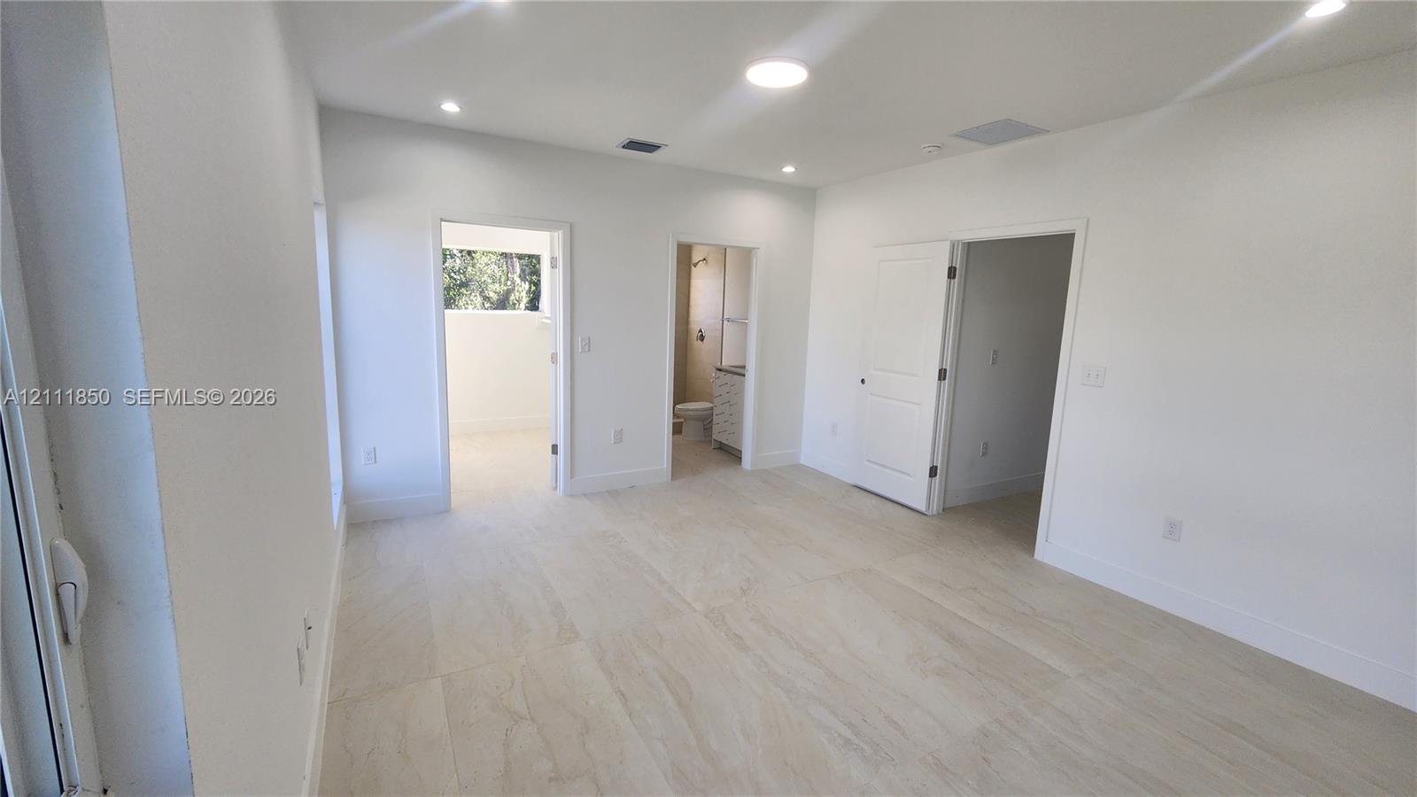 2914 Nw 57th Street 2914 Property Photo 16