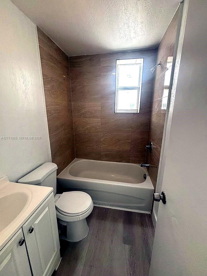 871 Sw 3rd Street 22 Property Photo 6
