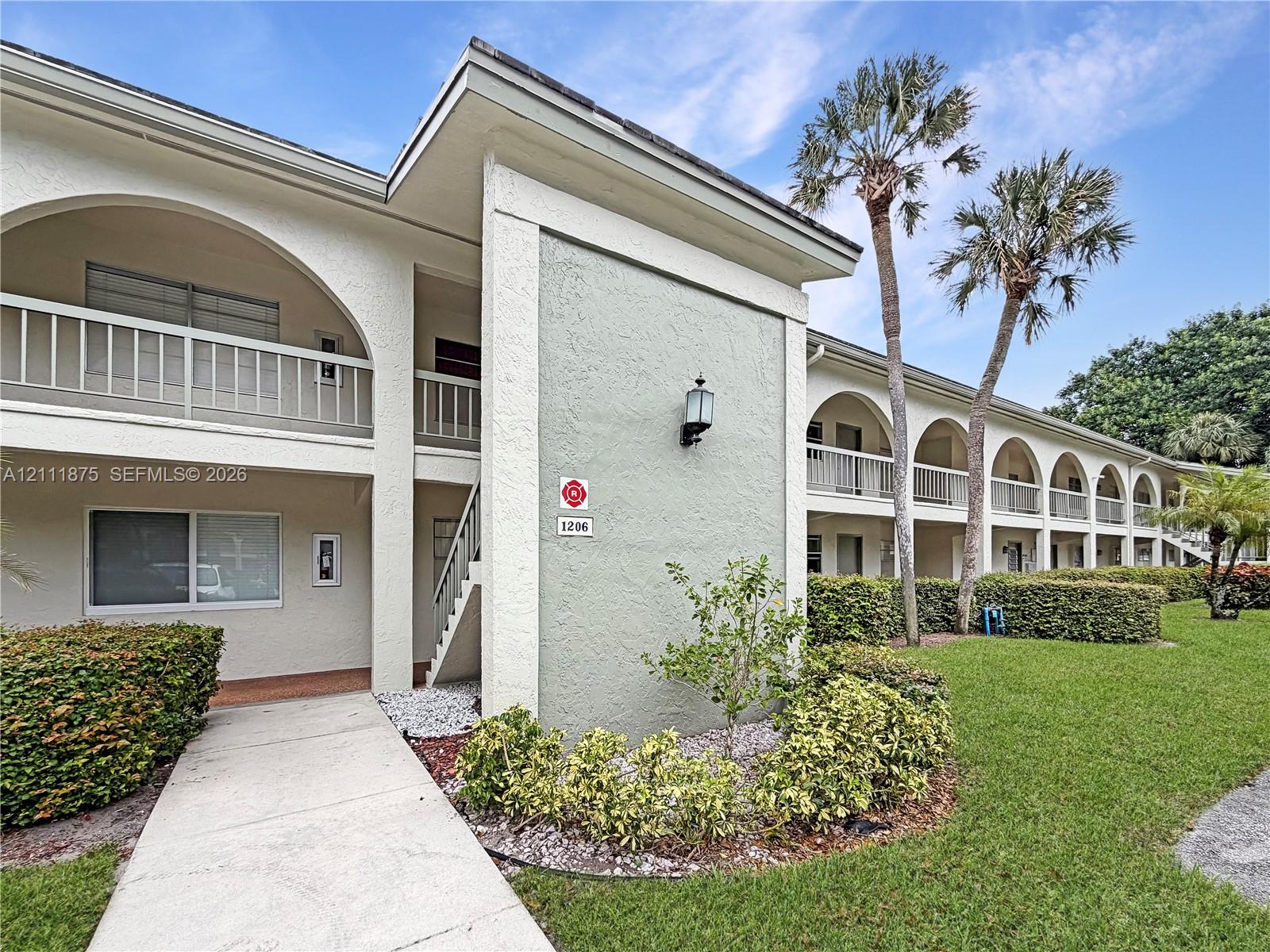 1206 Bahama Bend C1 Property Photo 1
