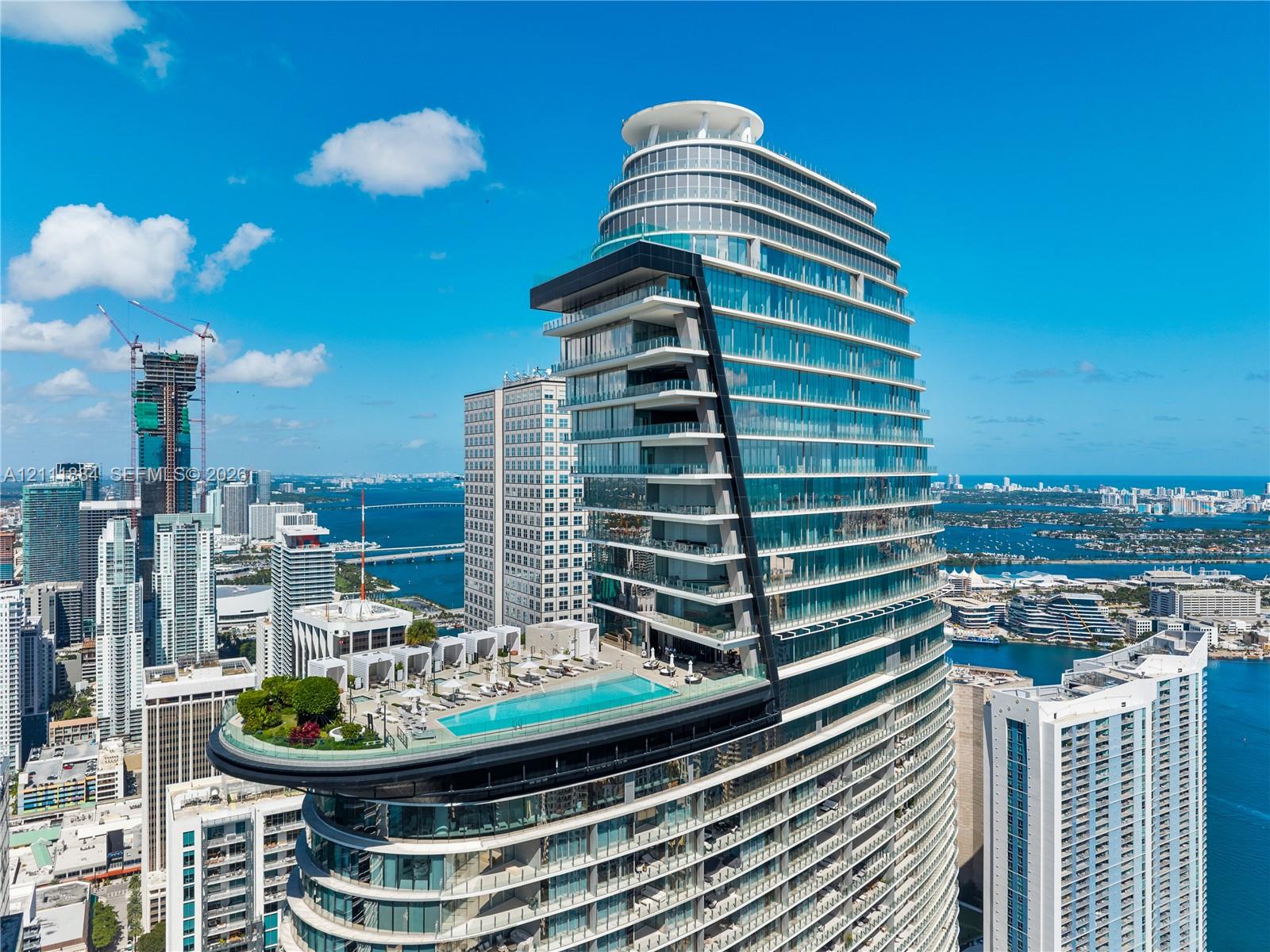 300 Biscayne Boulevard Way 3501e Property Photo 3