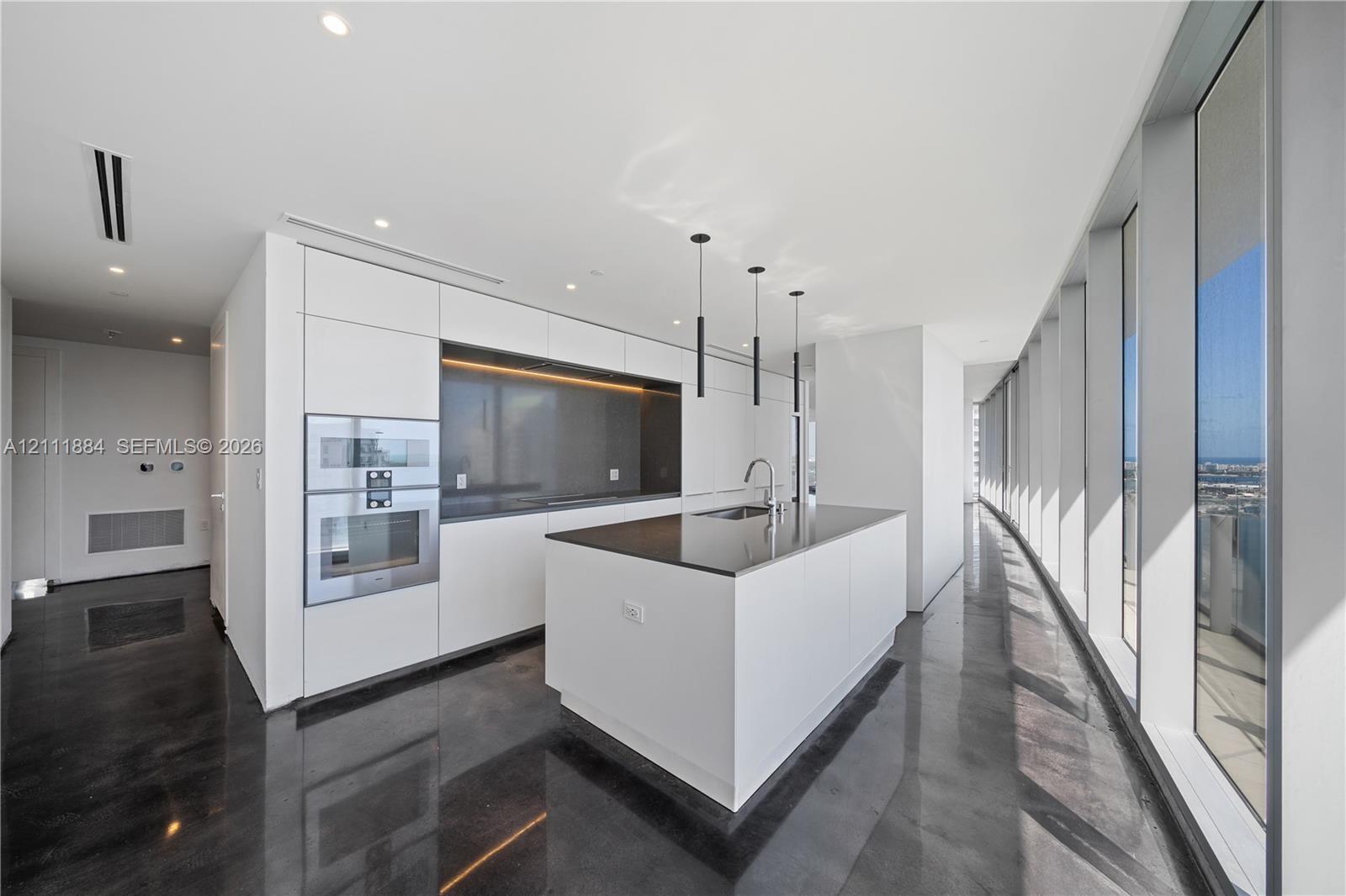 300 Biscayne Boulevard Way 3501e Property Photo 15