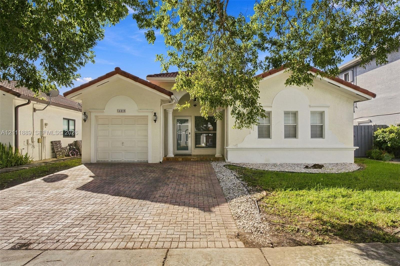 14418 Sw 157th Path Property Photo 1