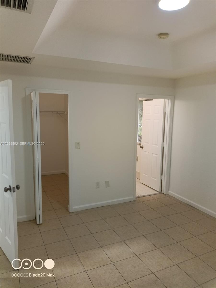 2910 Se 12th Road 203-29 Property Photo 5