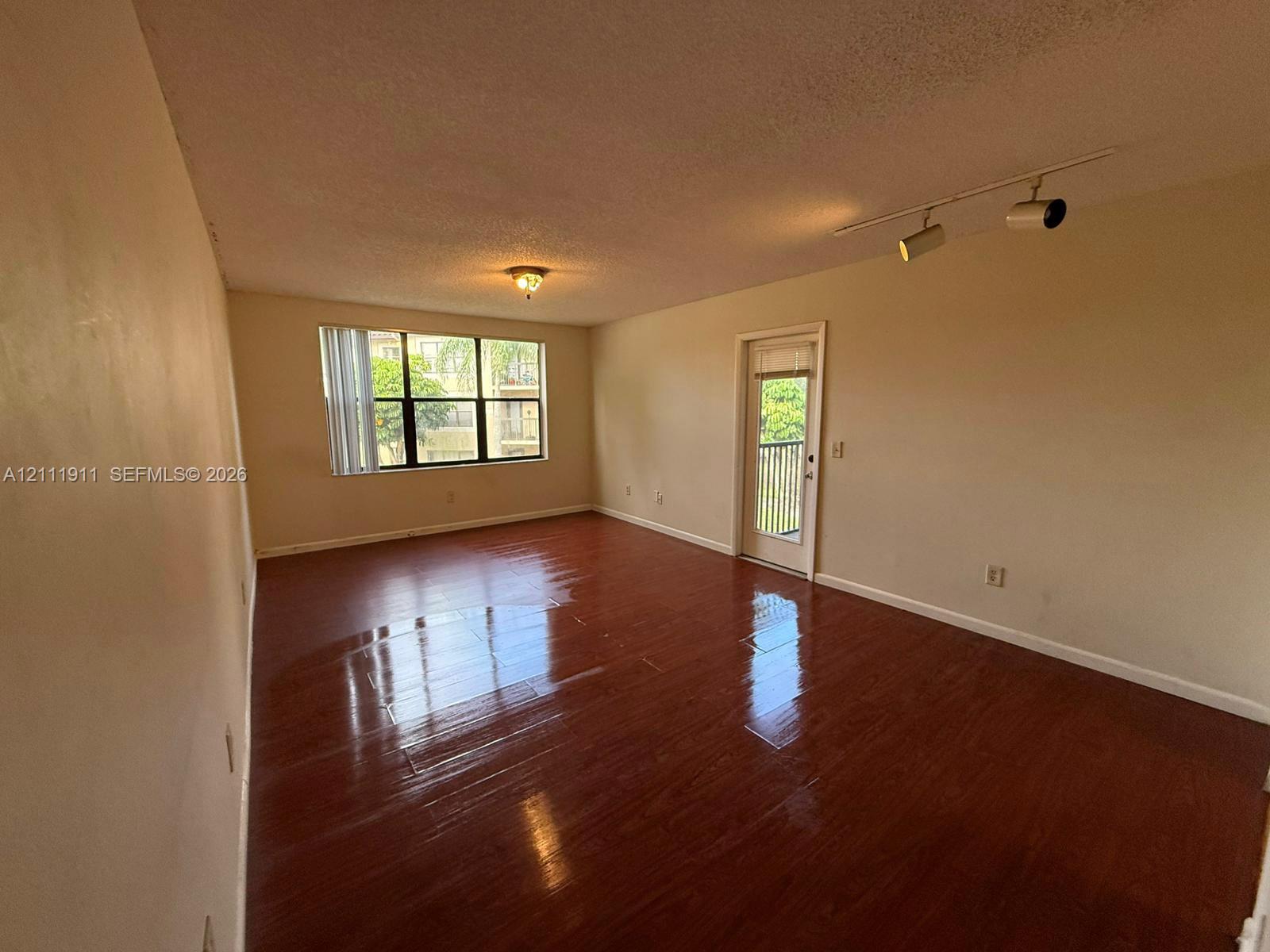 4401 W Mcnab Road 15 Property Photo 10