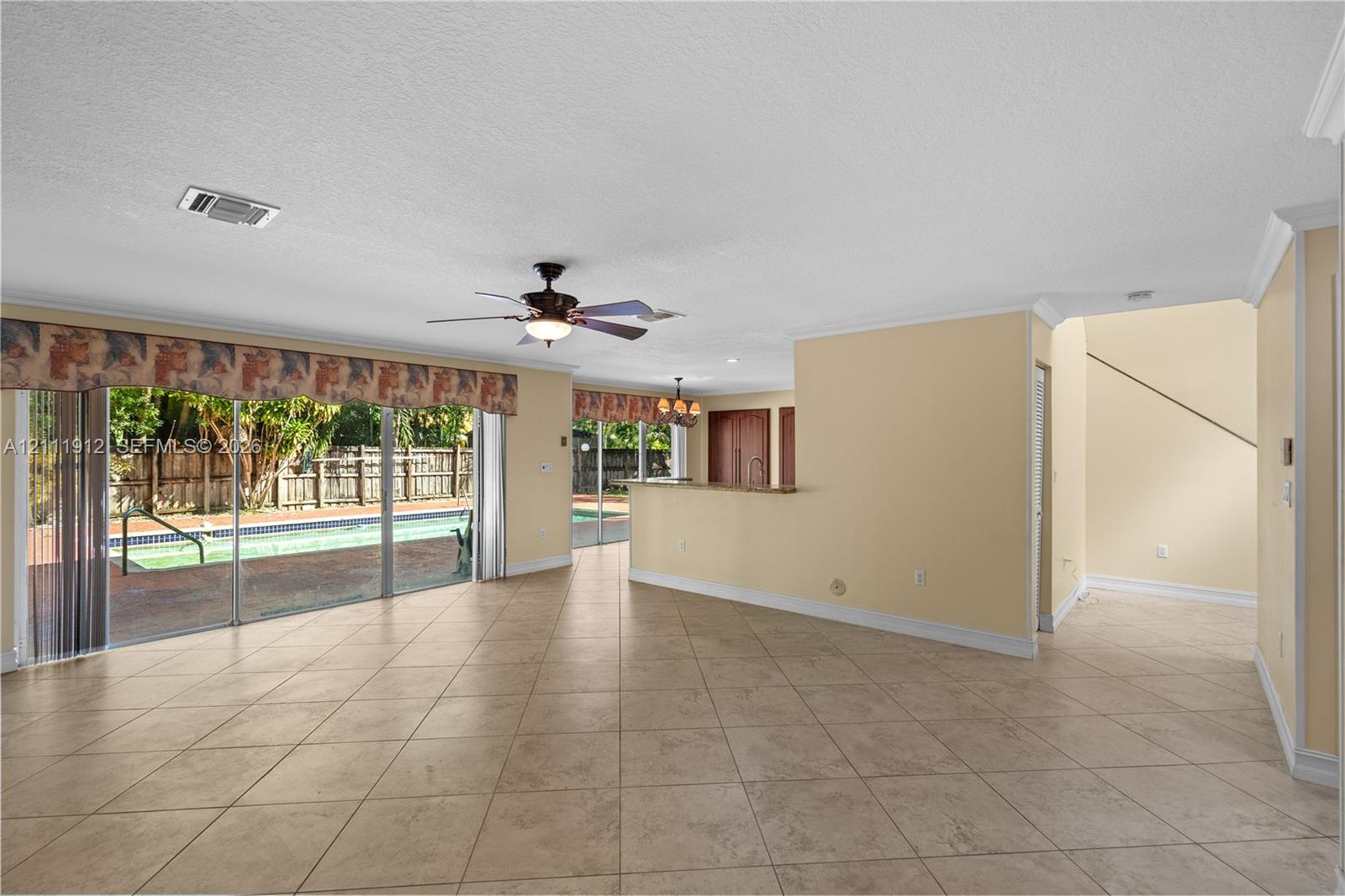 15681 Sw 147th Court Property Photo 4