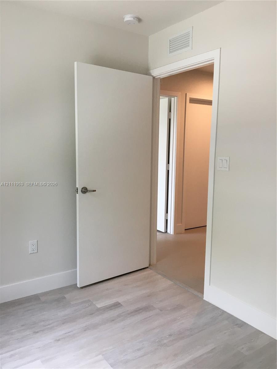 2535 Ne 193 Street 4104 Property Photo 25