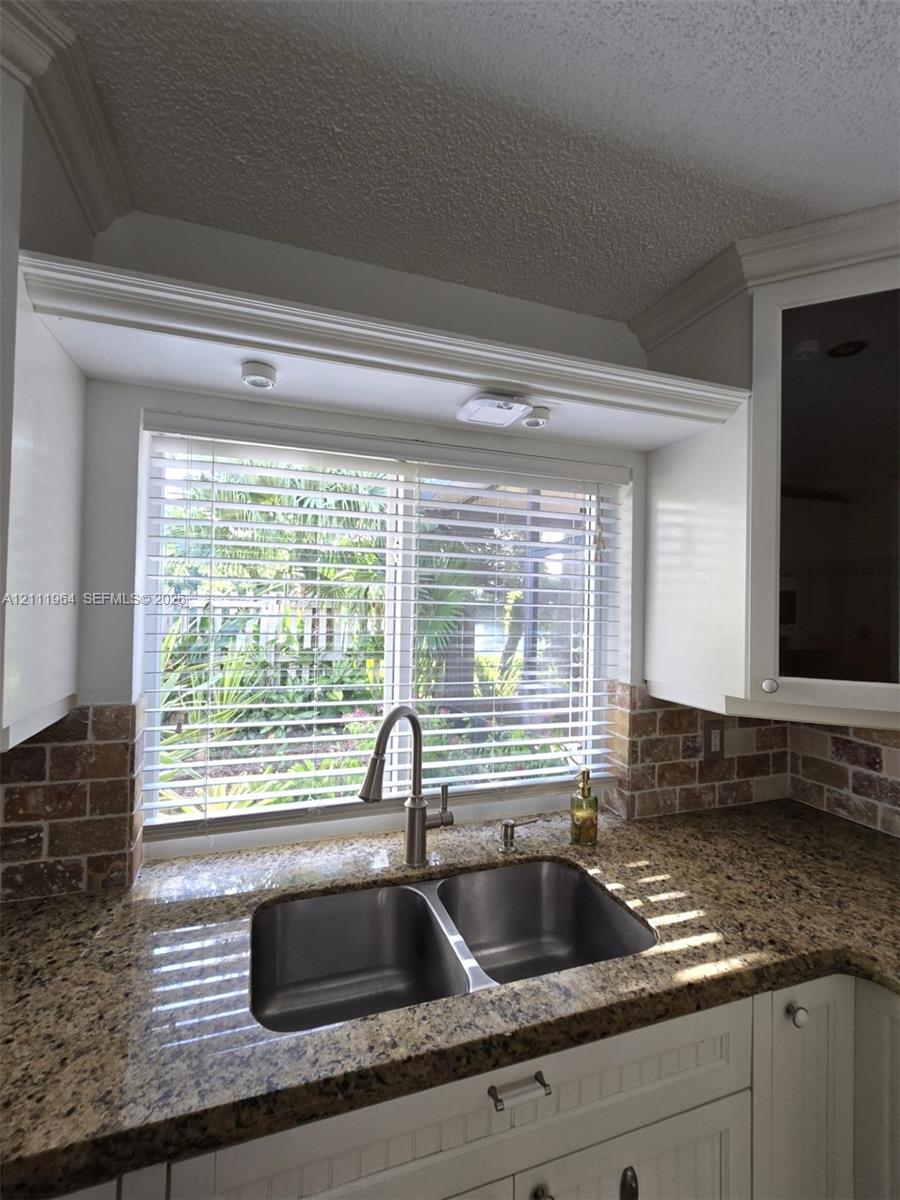 1528 Springside Terrace 1528 Property Photo 12