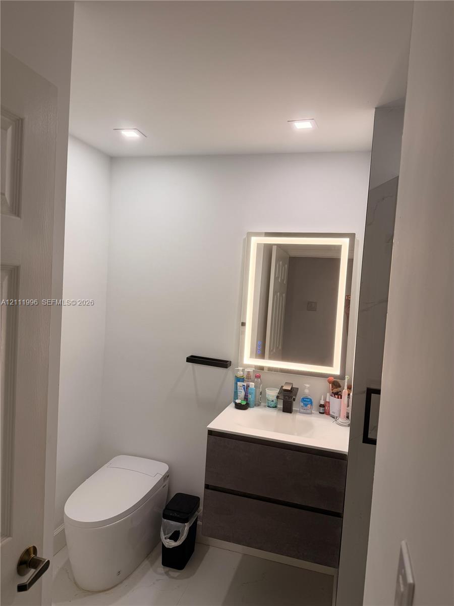 9805 Nw 52nd Street 204 Property Photo 13
