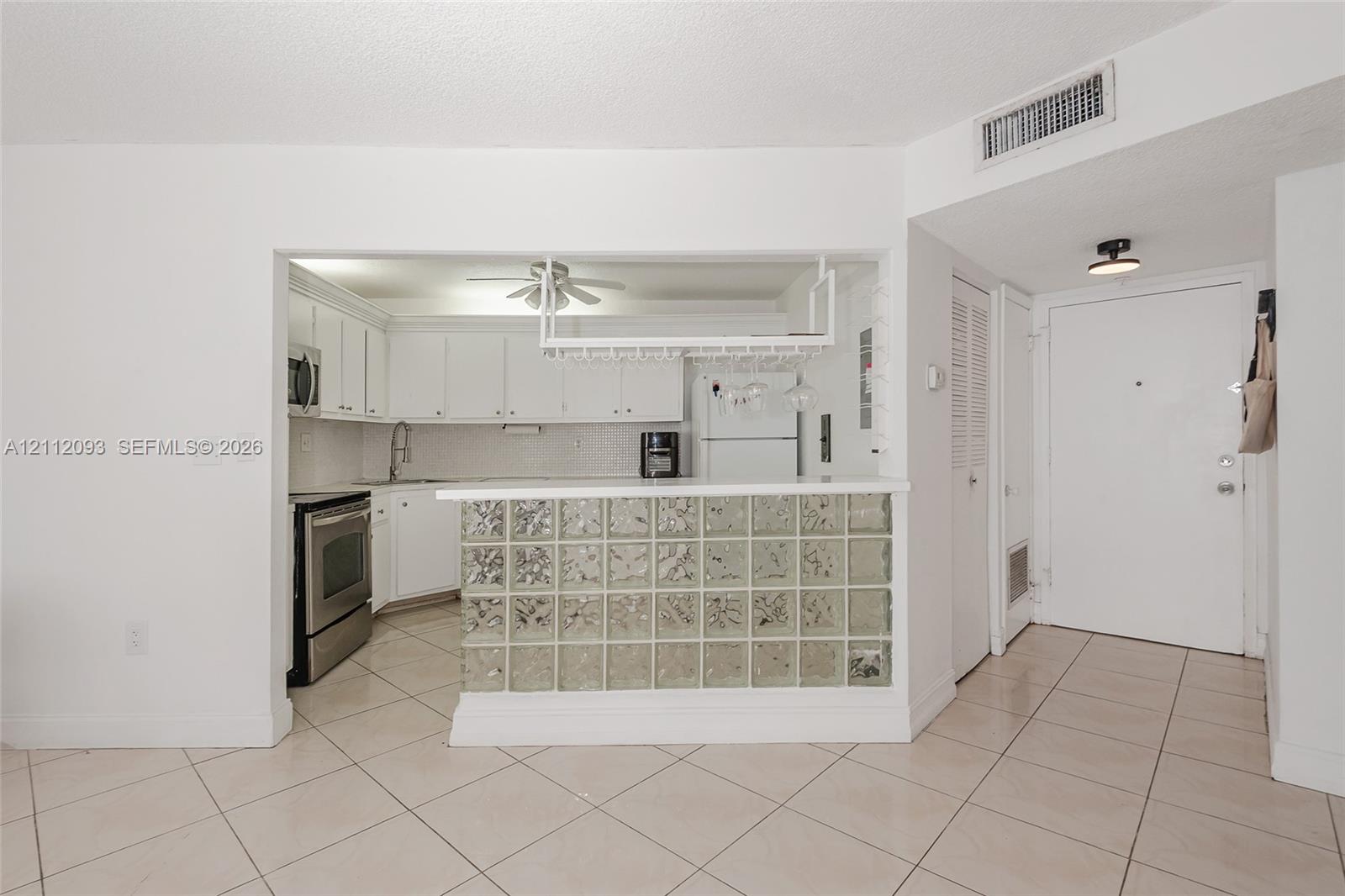 2750 Ne 183rd Street 1612 Property Photo 5