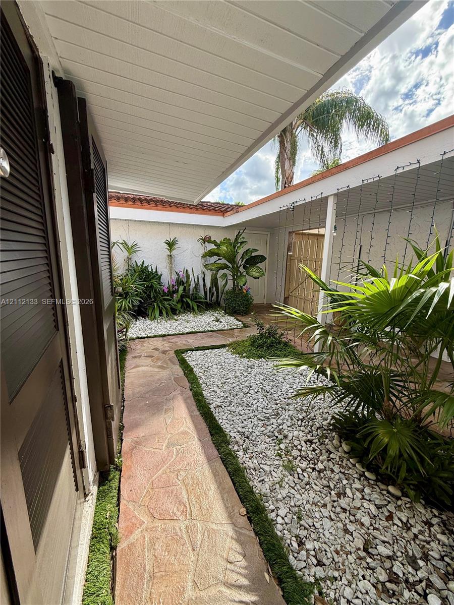 407 Bonnie Brae Way 22 Property Photo 4