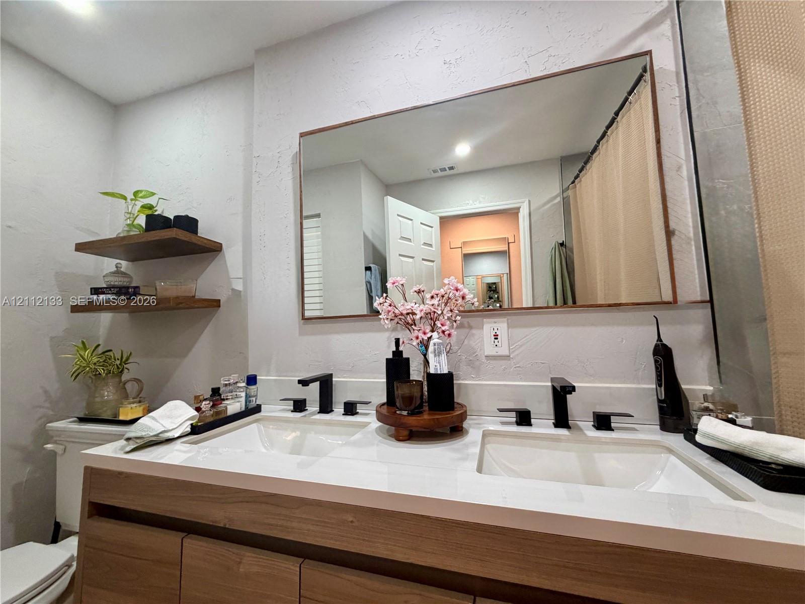 407 Bonnie Brae Way 22 Property Photo 15