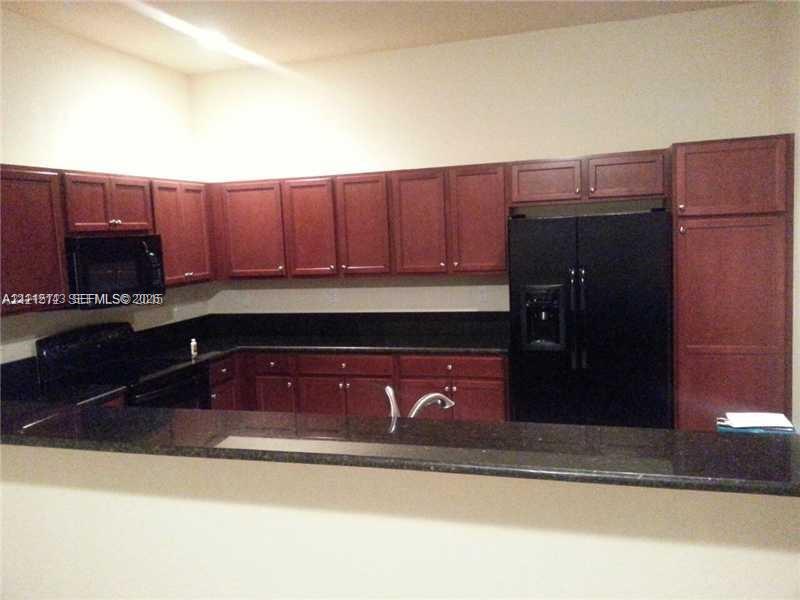 9157 Sw 170th Place Property Photo 5