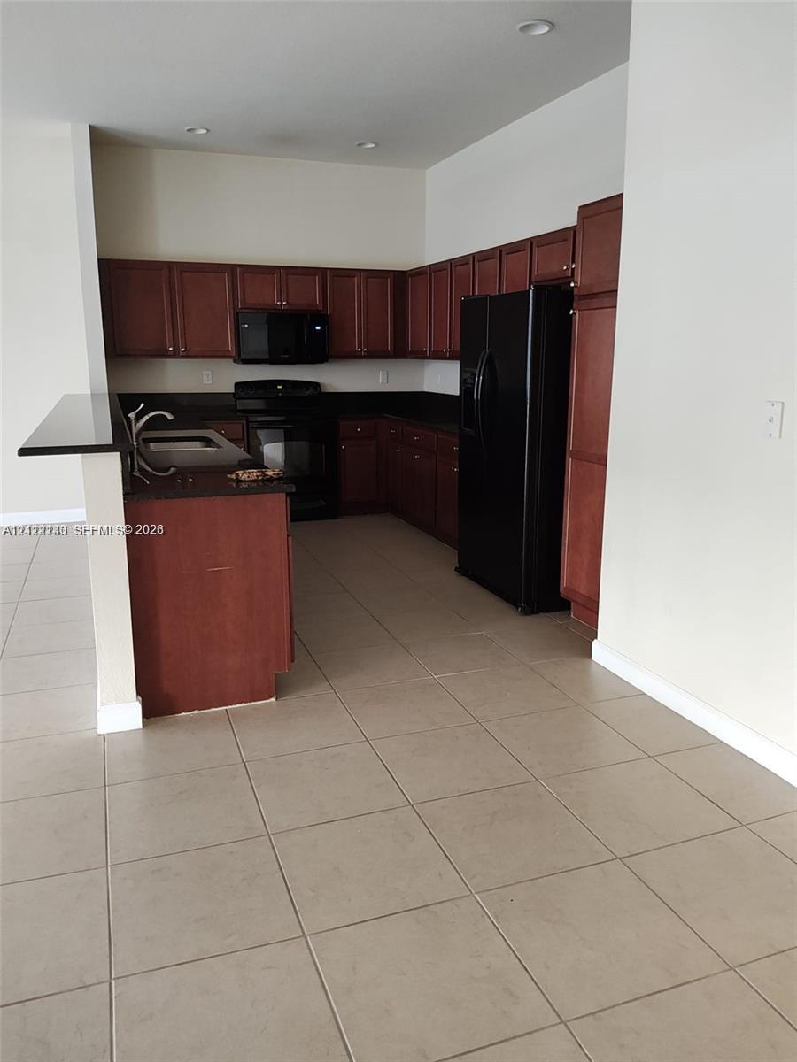 9157 Sw 170th Place Property Photo 6