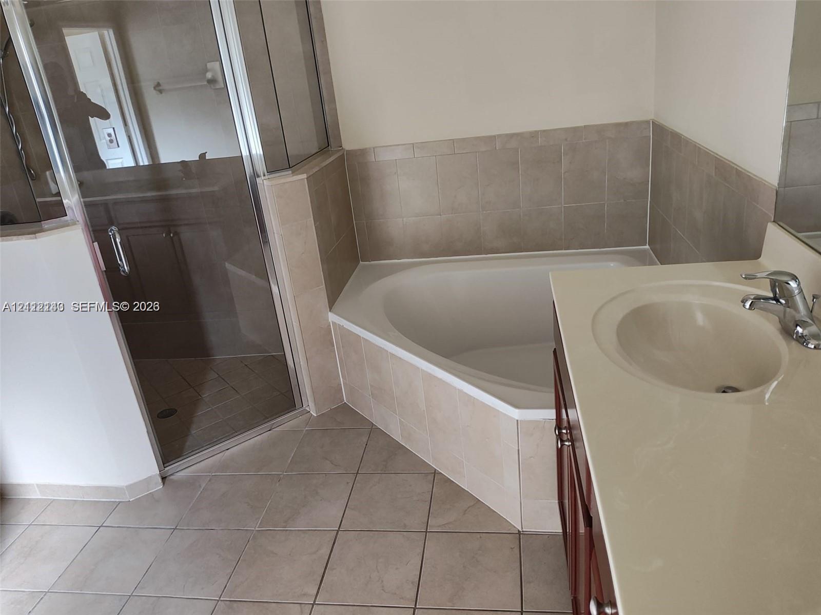 9157 Sw 170th Place Property Photo 14