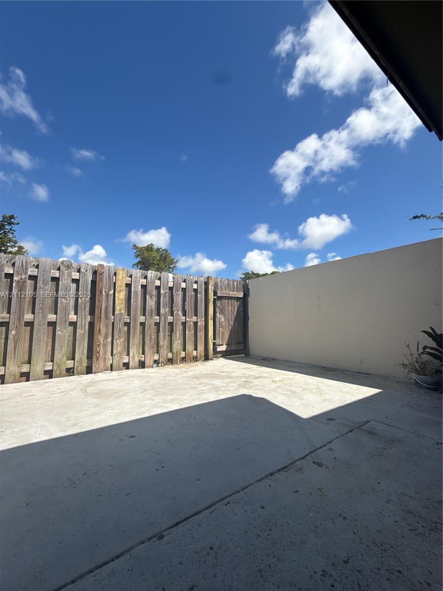 11745 Sw 122nd Place Property Photo 2