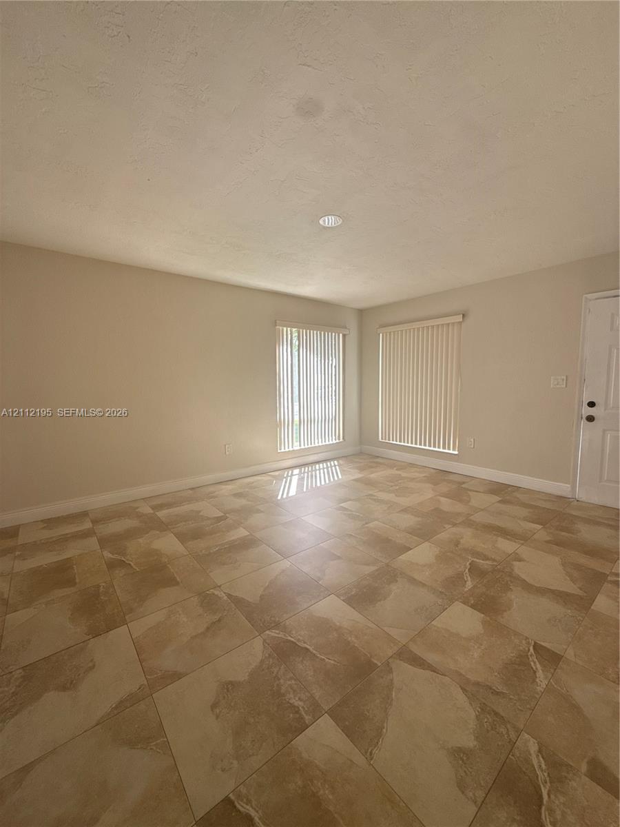 11745 Sw 122nd Place Property Photo 4