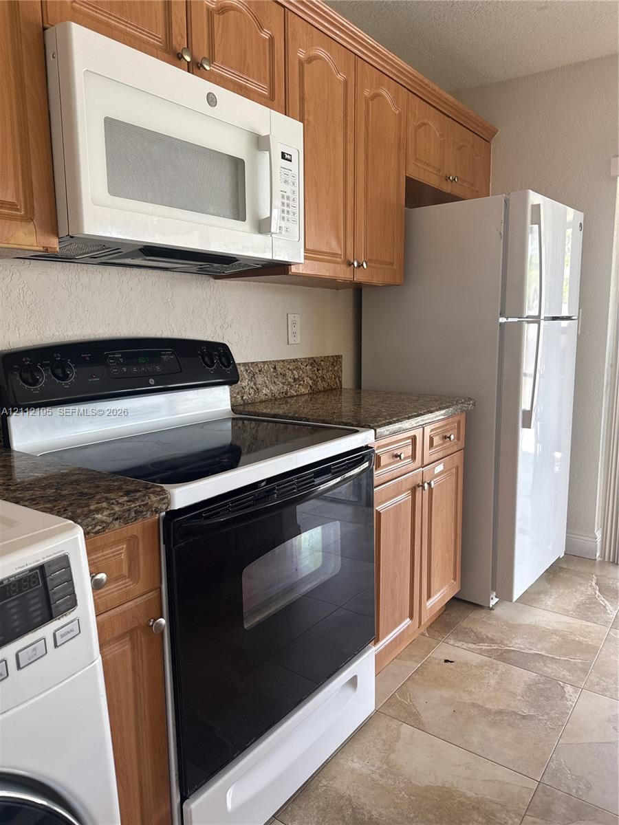 11745 Sw 122nd Place Property Photo 6