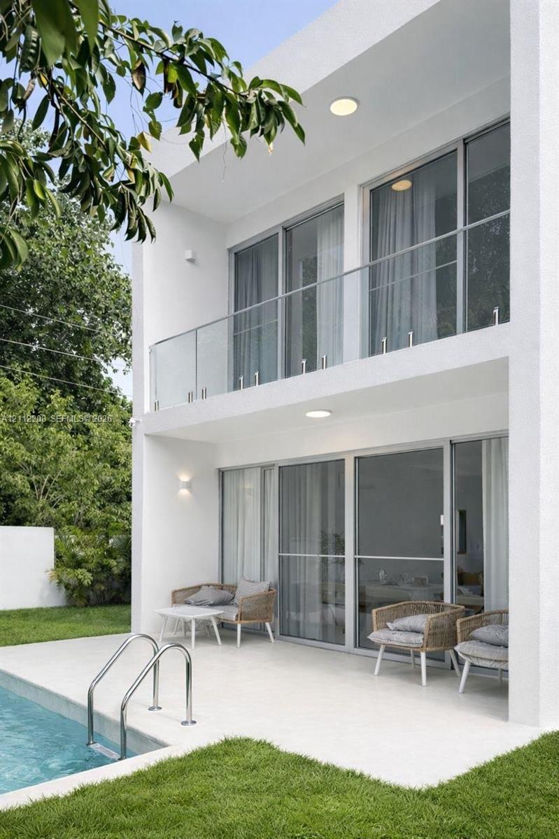 A12112208 Property Photo 10