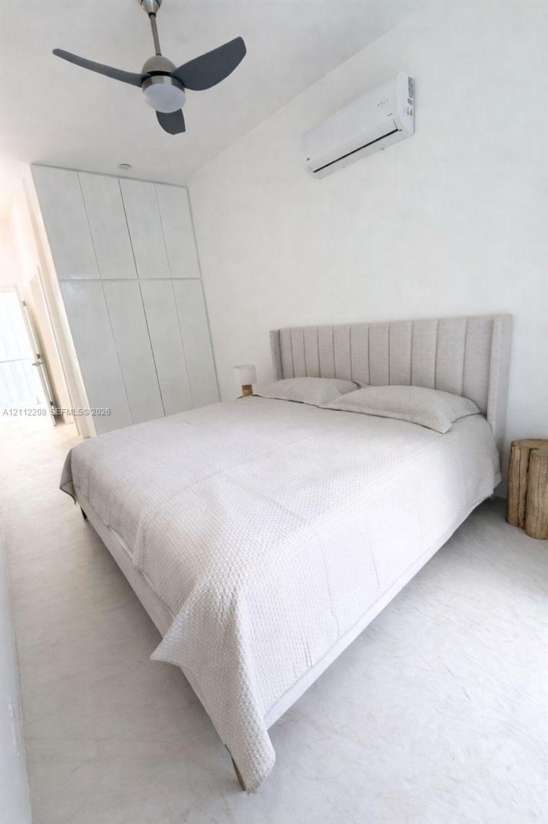 A12112208 Property Photo 29