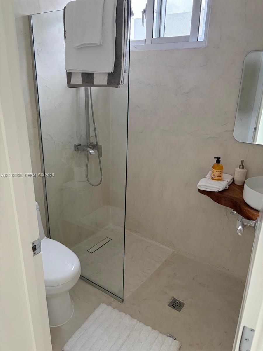 A12112208 Property Photo 36