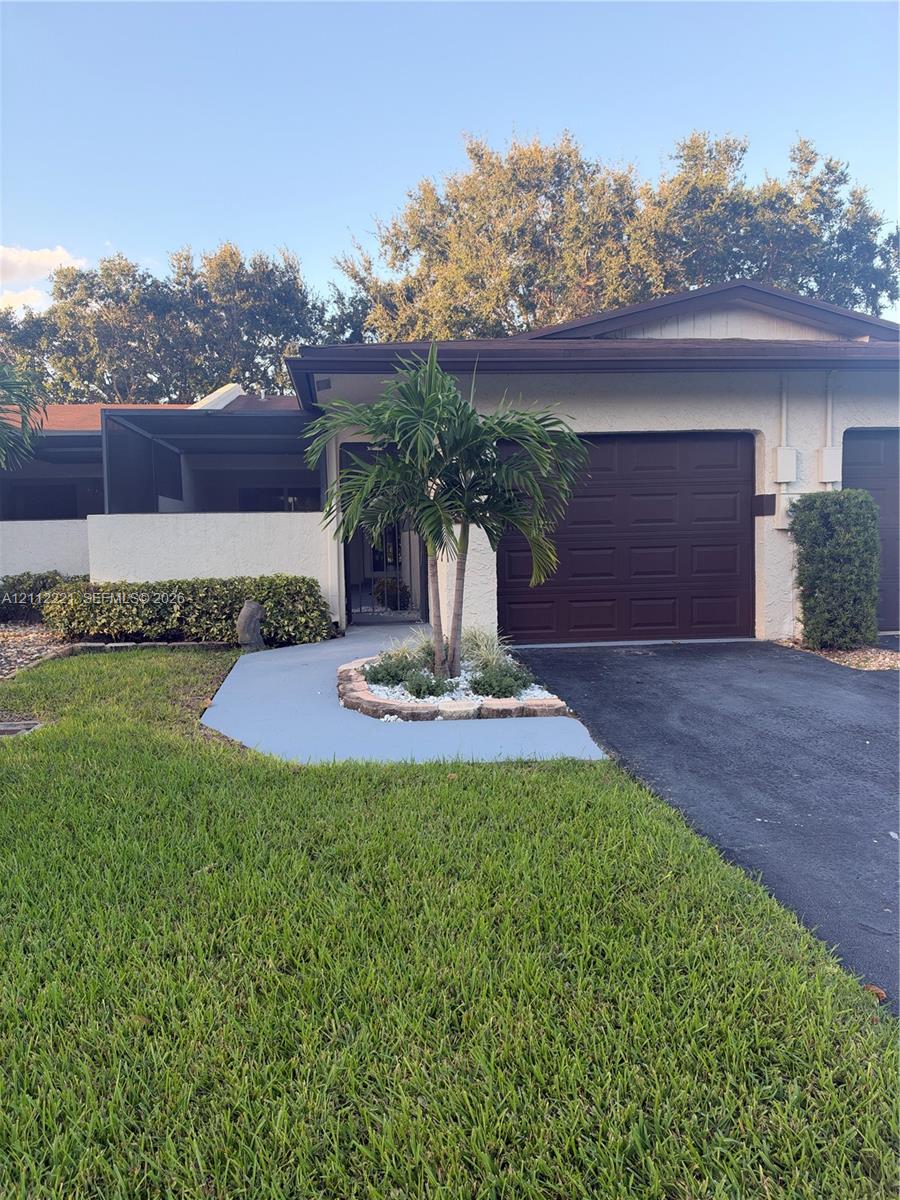 9301 NW 61st Street Property Photo 1