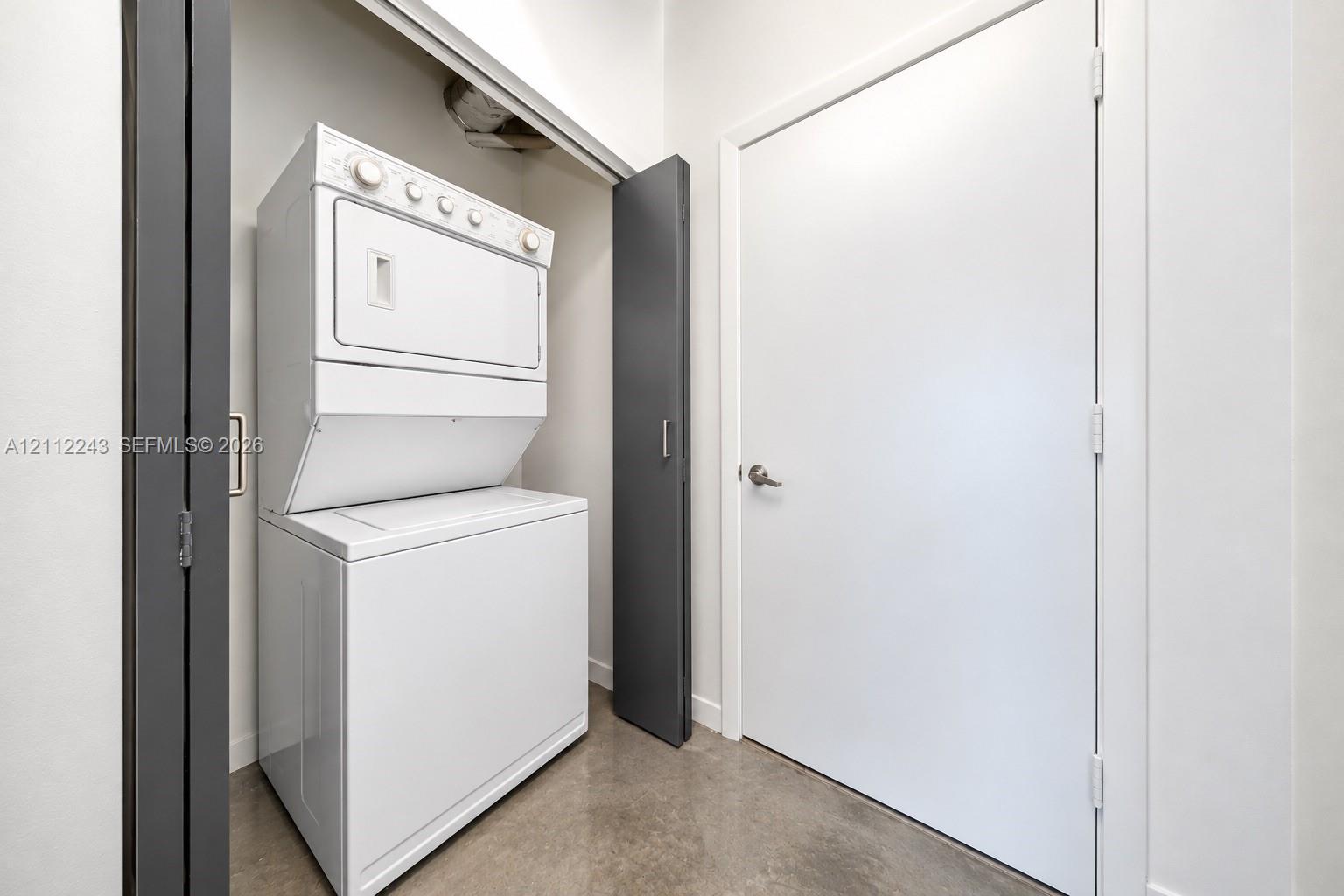 10 S River Drive Phi15 Property Photo 24