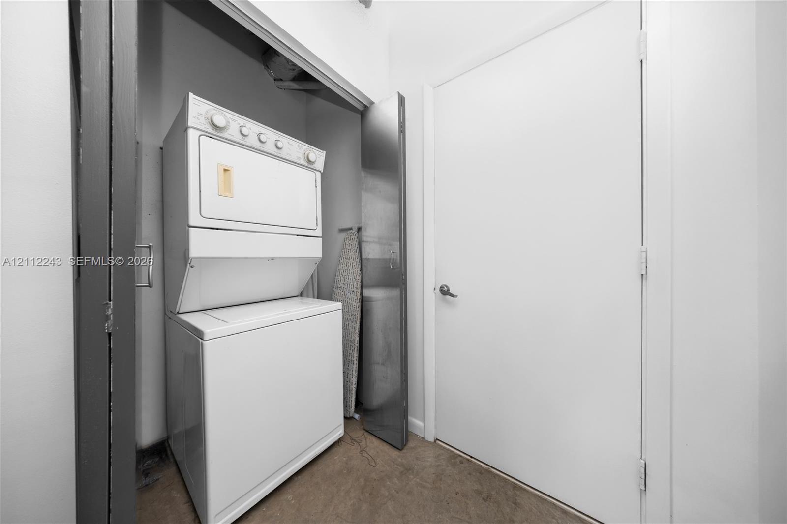 10 S River Drive Phi15 Property Photo 29