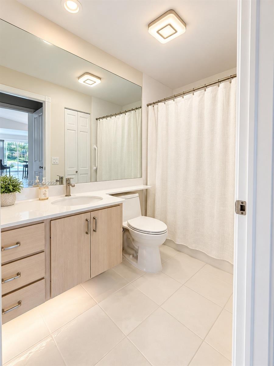 1648 Sw Waterfall Boulevard Property Photo 6