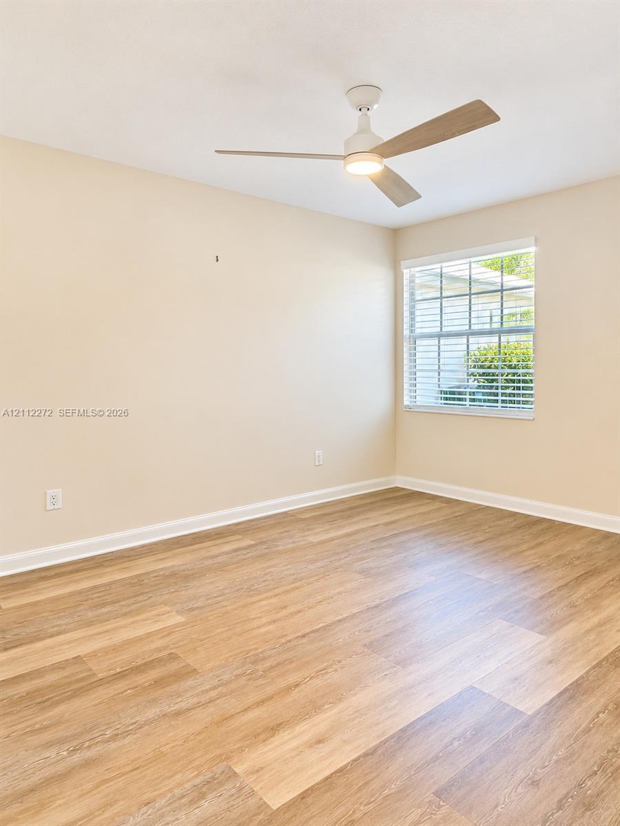 1648 Sw Waterfall Boulevard Property Photo 7