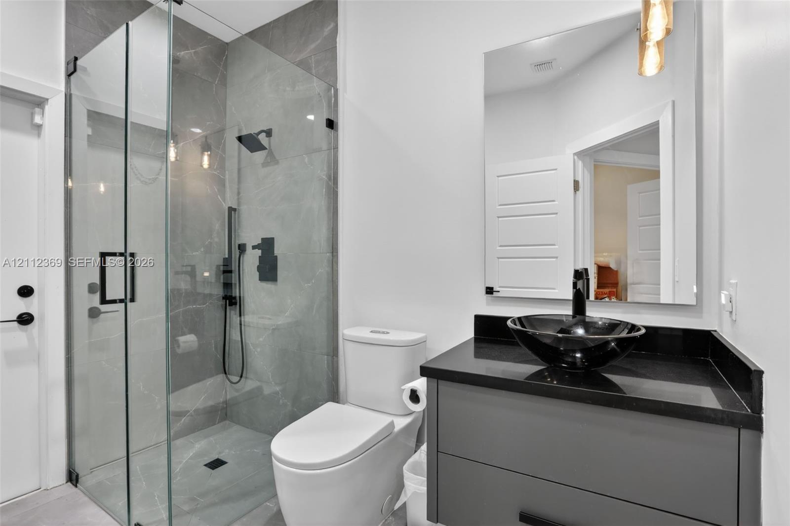 4953 Kensington Circle Property Photo 27