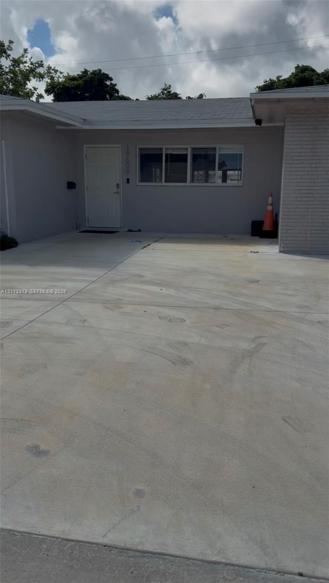 19600 Ne 18th Place Property Photo 1