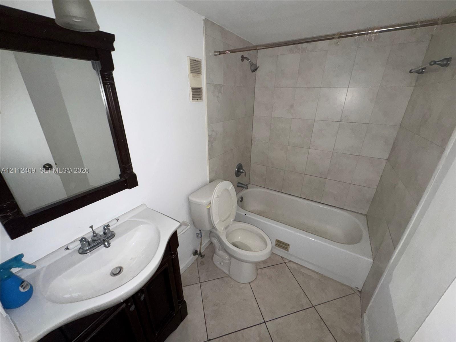 8740 N Sherman Circle 406 Property Photo 9