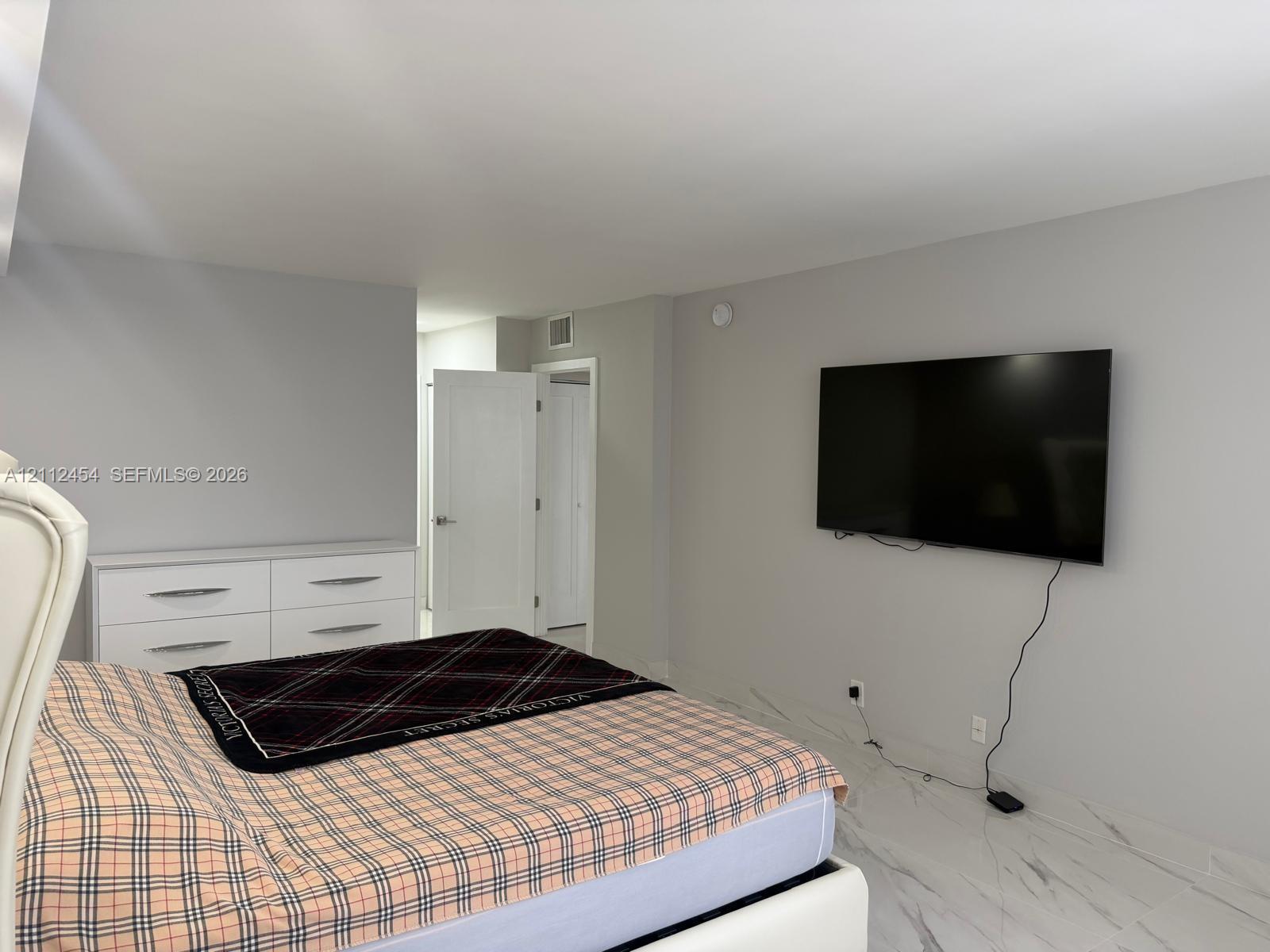 3800 S Ocean Drive 1601 Property Photo 4