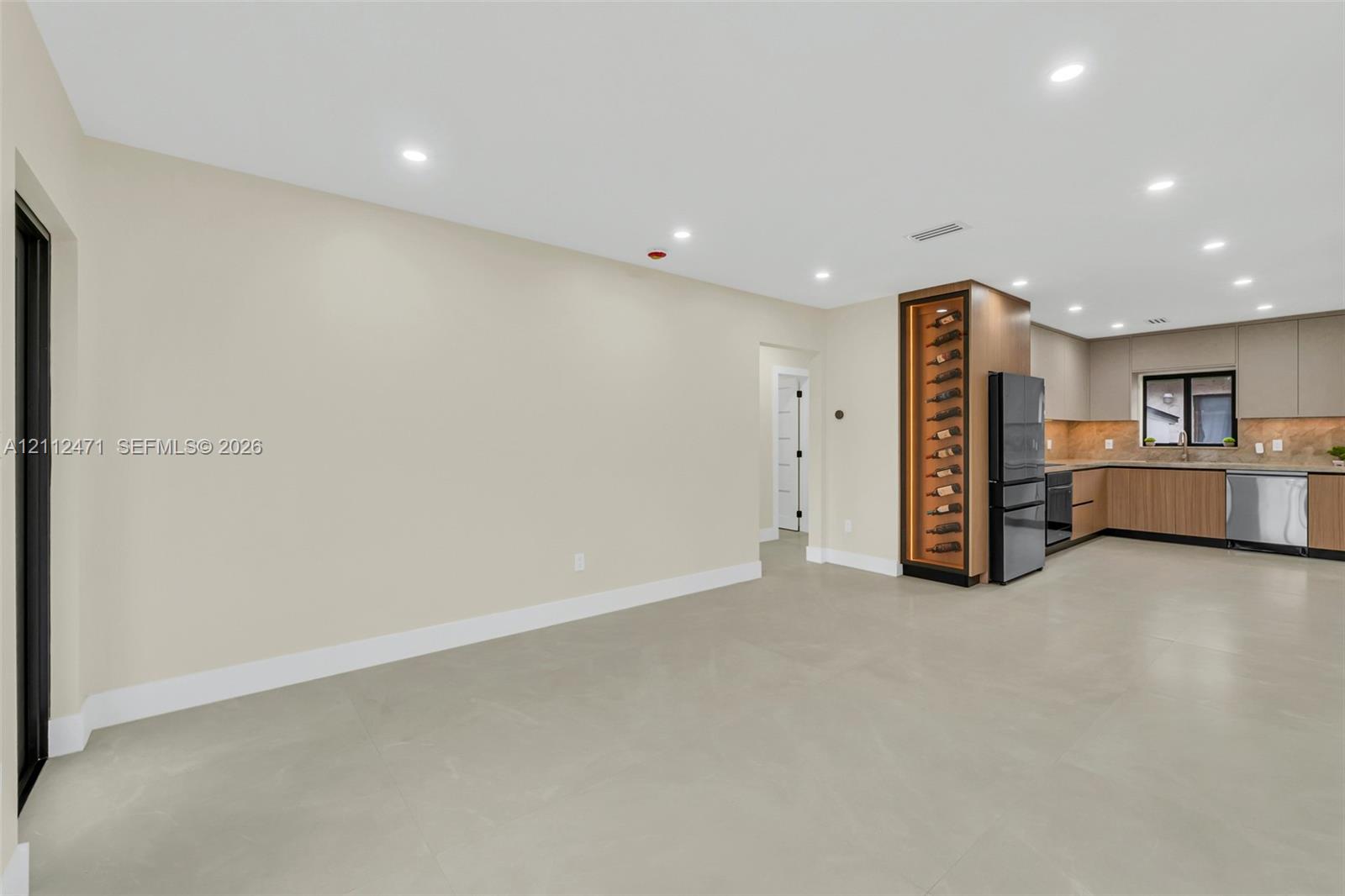 1000 Sw 62nd Avenue Property Photo 15