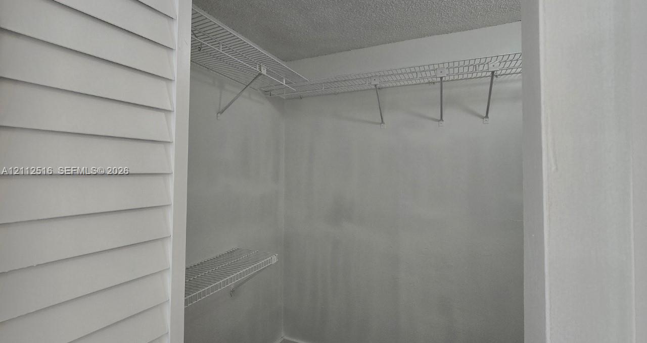 600 Ne 36th Street 1517 Property Photo 19