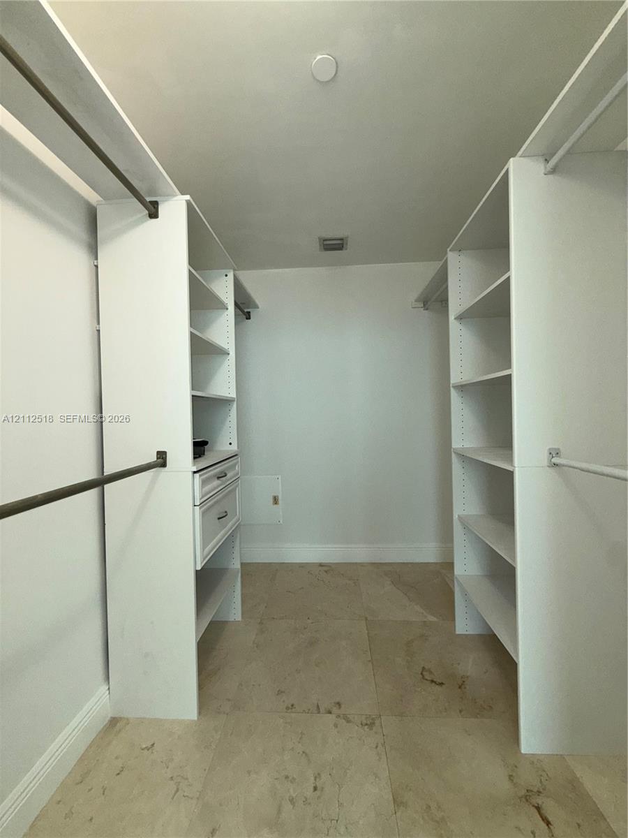 888 Biscayne Boulevard 2302 Property Photo 6