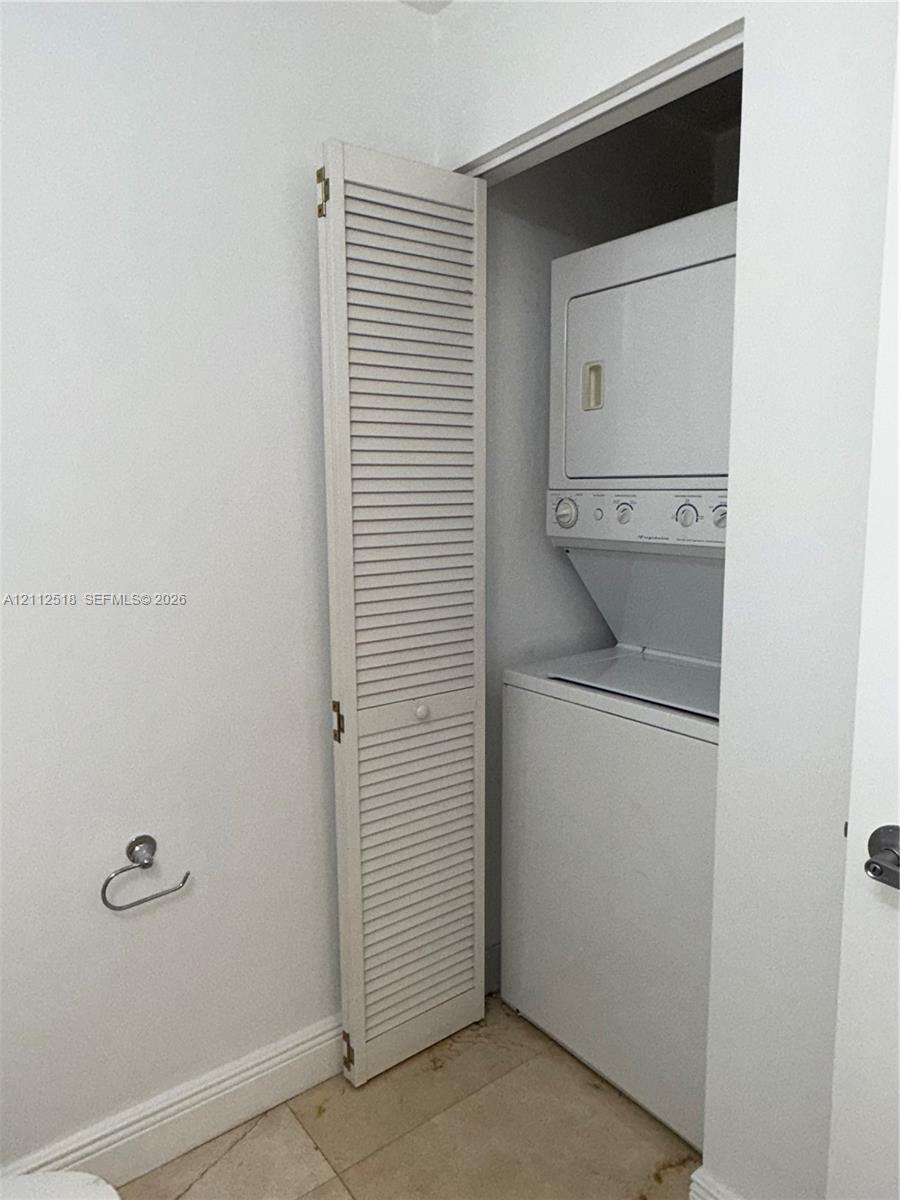 888 Biscayne Boulevard 2302 Property Photo 8