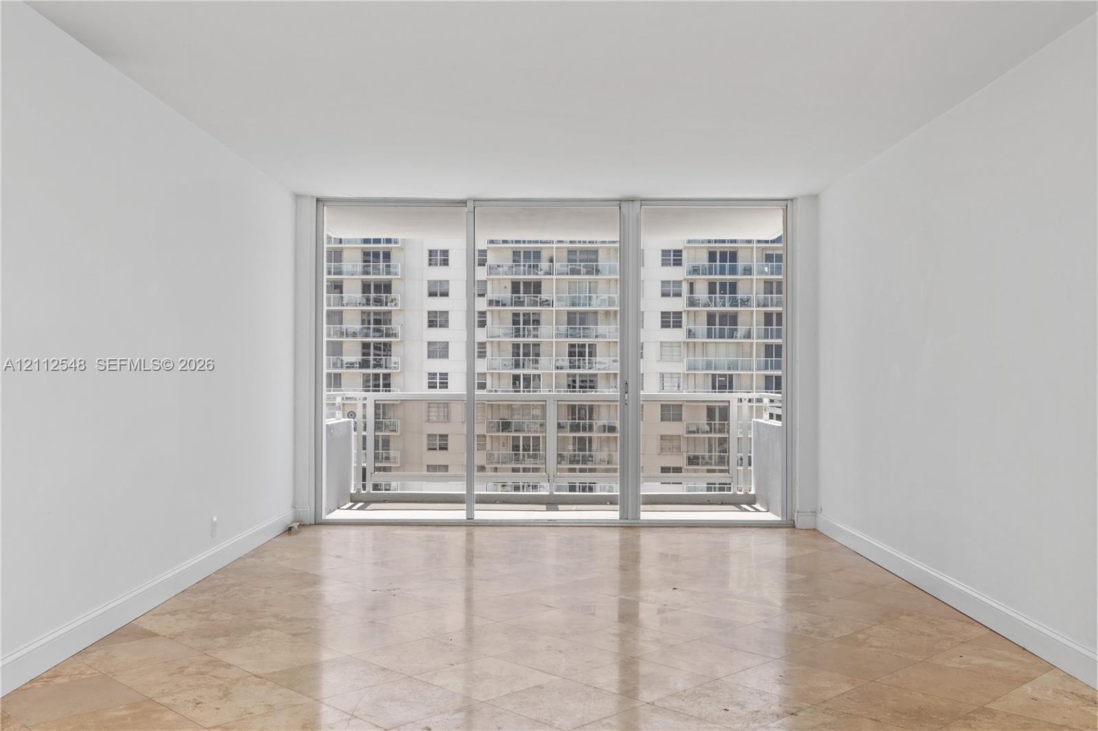 5700 Collins Avenue 10d Property Photo 1
