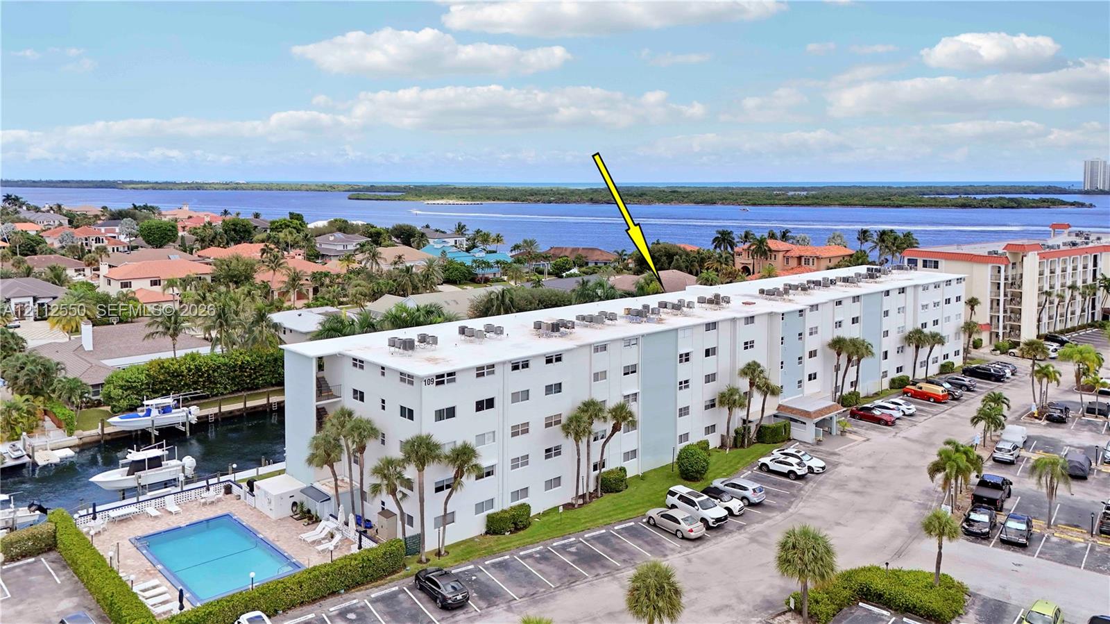 109 Paradise Harbour Boulevard 406 Property Photo 3