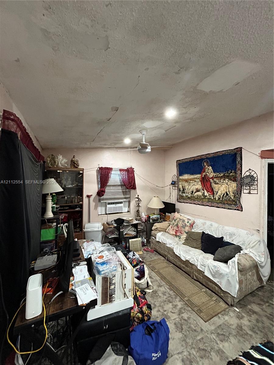 2250 Nw 86th Street Property Photo 17
