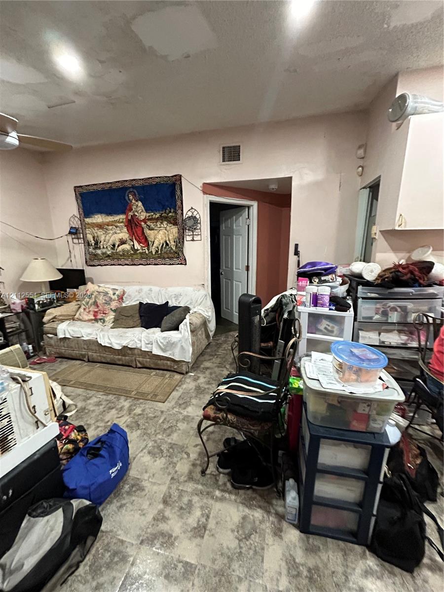 2250 Nw 86th Street Property Photo 19