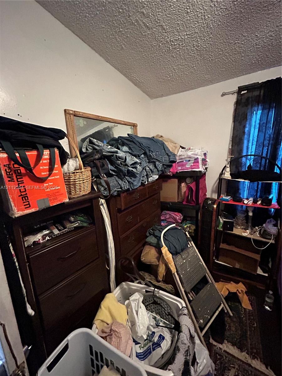 2250 Nw 86th Street Property Photo 28