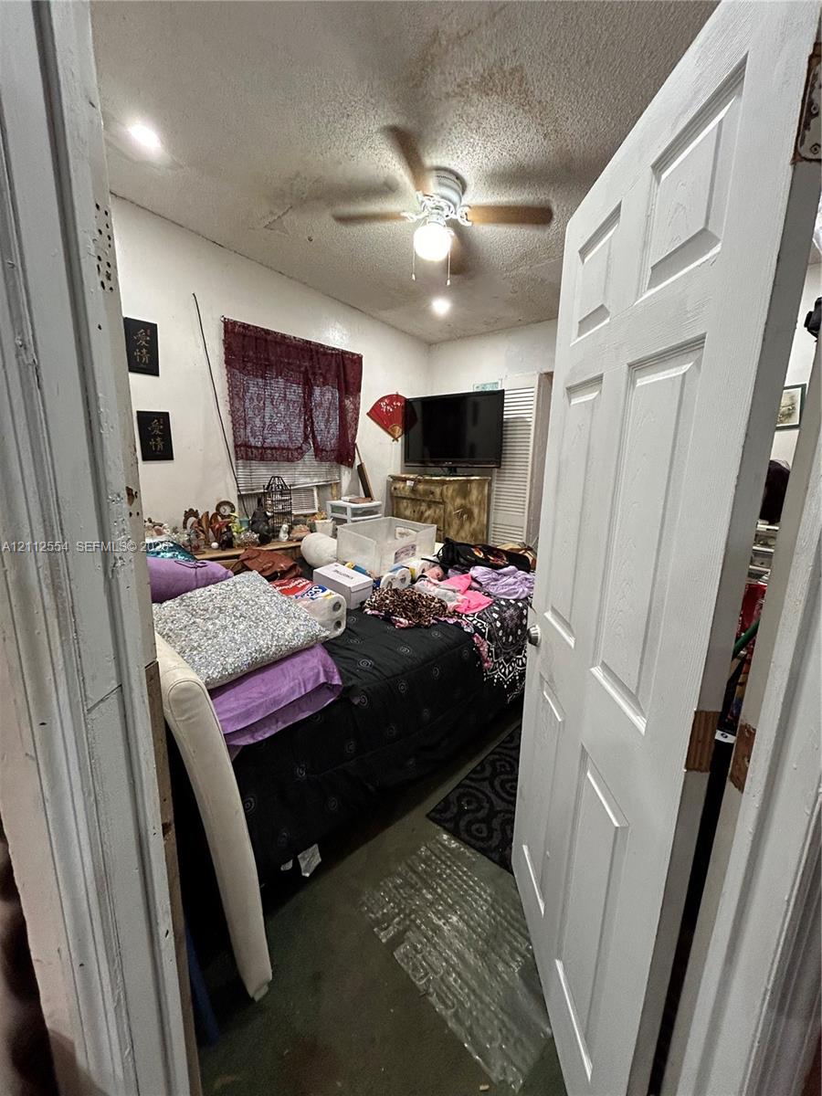 2250 Nw 86th Street Property Photo 35