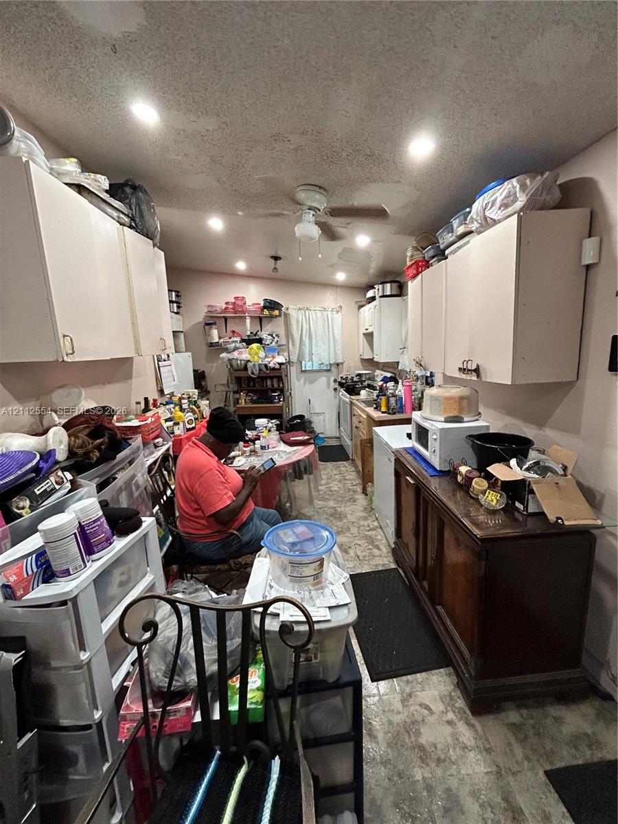 2250 Nw 86th Street Property Photo 49