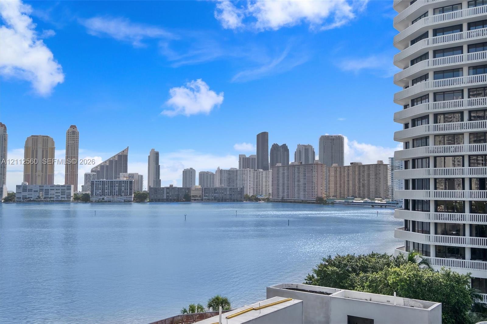 4000 Island Boulevard 701 Property Photo 3