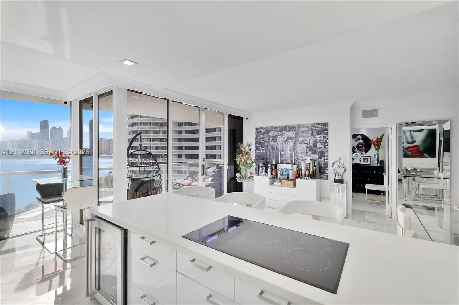4000 Island Boulevard 701 Property Photo 13