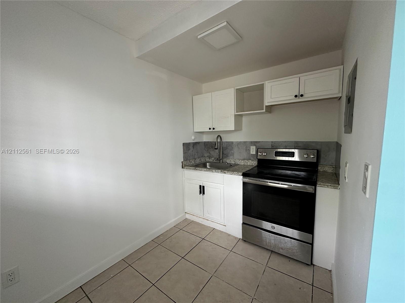 6901 Nw 8th Avenue 2 Property Photo 4