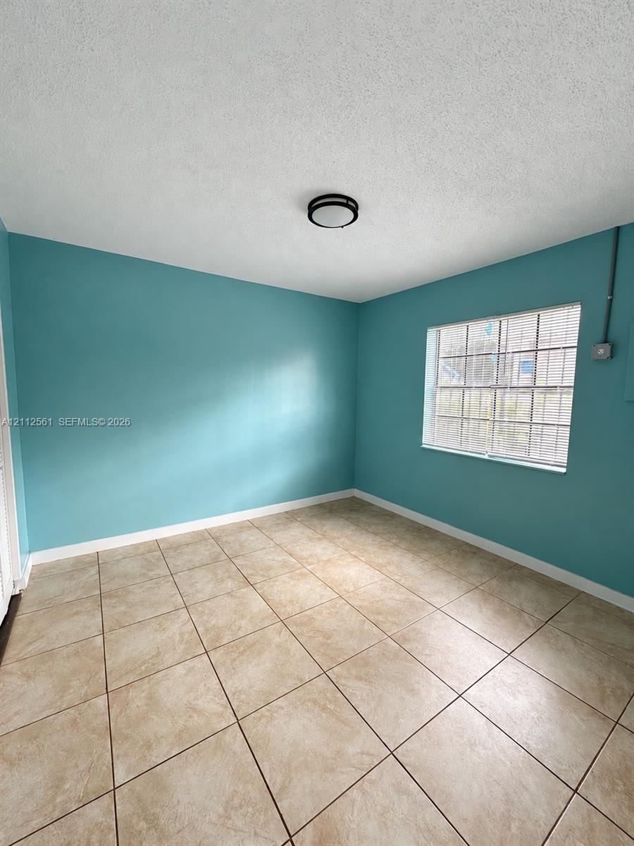 6901 Nw 8th Avenue 2 Property Photo 9